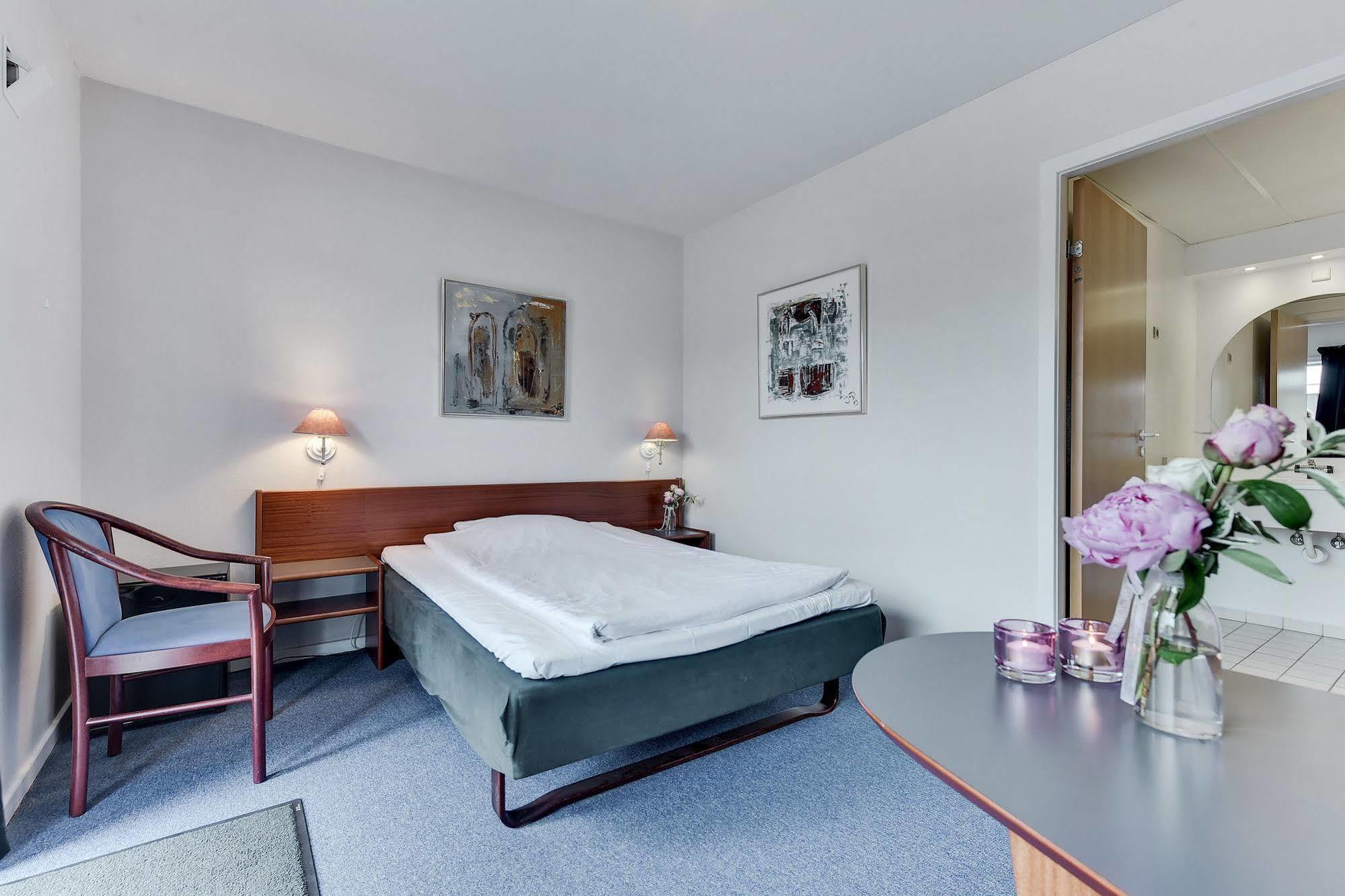 Hotel Varde Extérieur photo